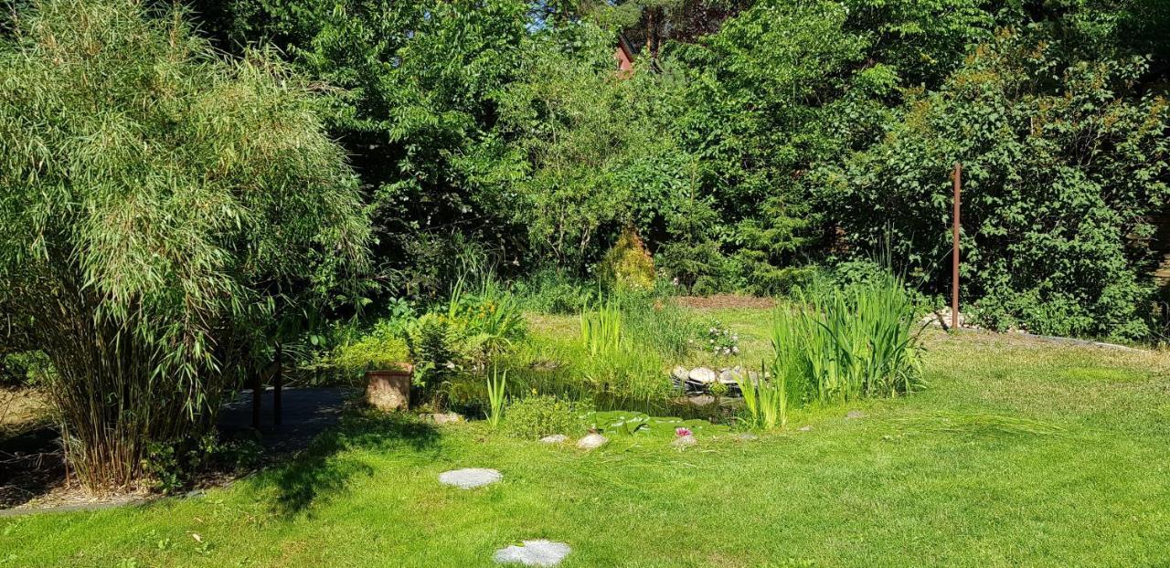 Fichtenwalde, 160m², 3 Sz, 2 Baeder, Bis 6 Personen, Garten, Vdsl Holiday home Fichtenwalde