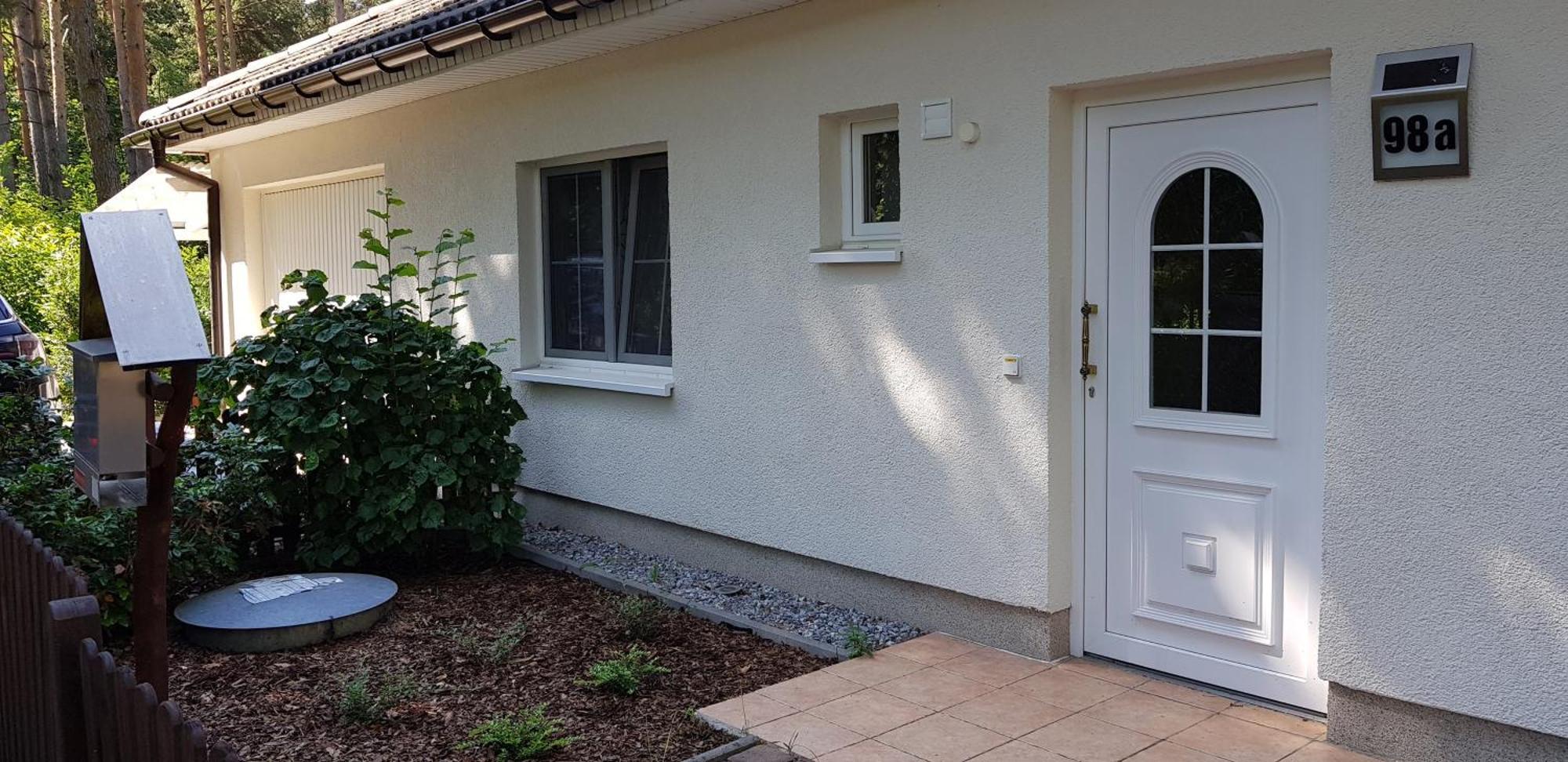 Fichtenwalde, 160m², 3 Sz, 2 Baeder, Bis 6 Personen, Garten, Vdsl Holiday home Fichtenwalde